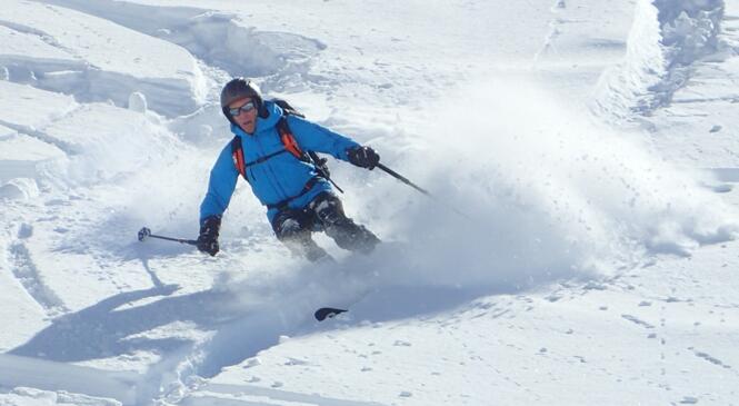 Ski hors-piste avec le CAF d’Avignon image article