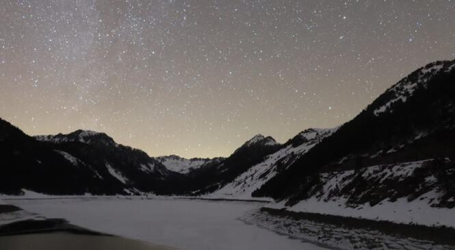 Une première randonnée raquettes dans un endroit sauvage des Pyrénées : le parc de Néouvielle, du 10 au 13 février 2023. image article
