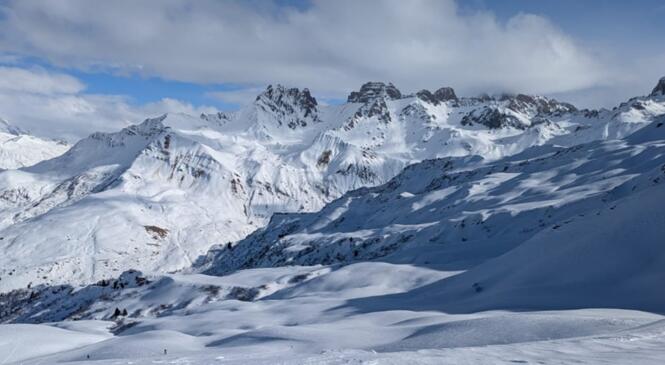 Ski de randonnée à Arêches pour tous les niveaux image article