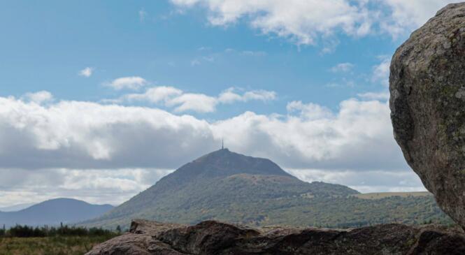 Une superbe randonnée autour du puy de Dôme. image article